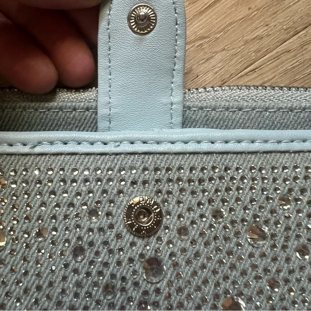 New Sparkly Rhinestone Light Blue Wallet - Picture 2 of 6